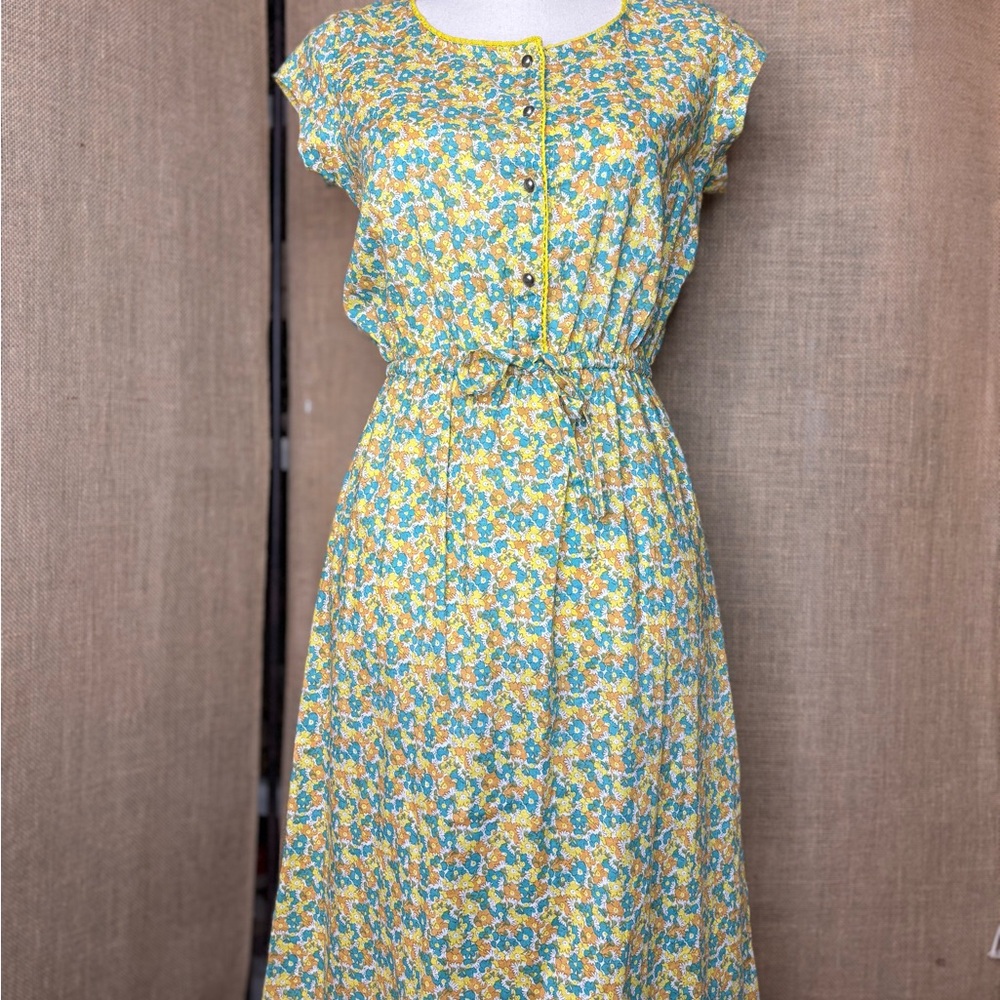 Bella Bird shirt dress  cottage core 50’s housewife shirt dress size small